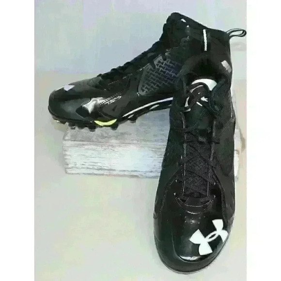 New Under Armor Nitro Clutch Fit 4DFoam Football Cleats 1258021-001 Mens size 13 - Picture 2 of 13